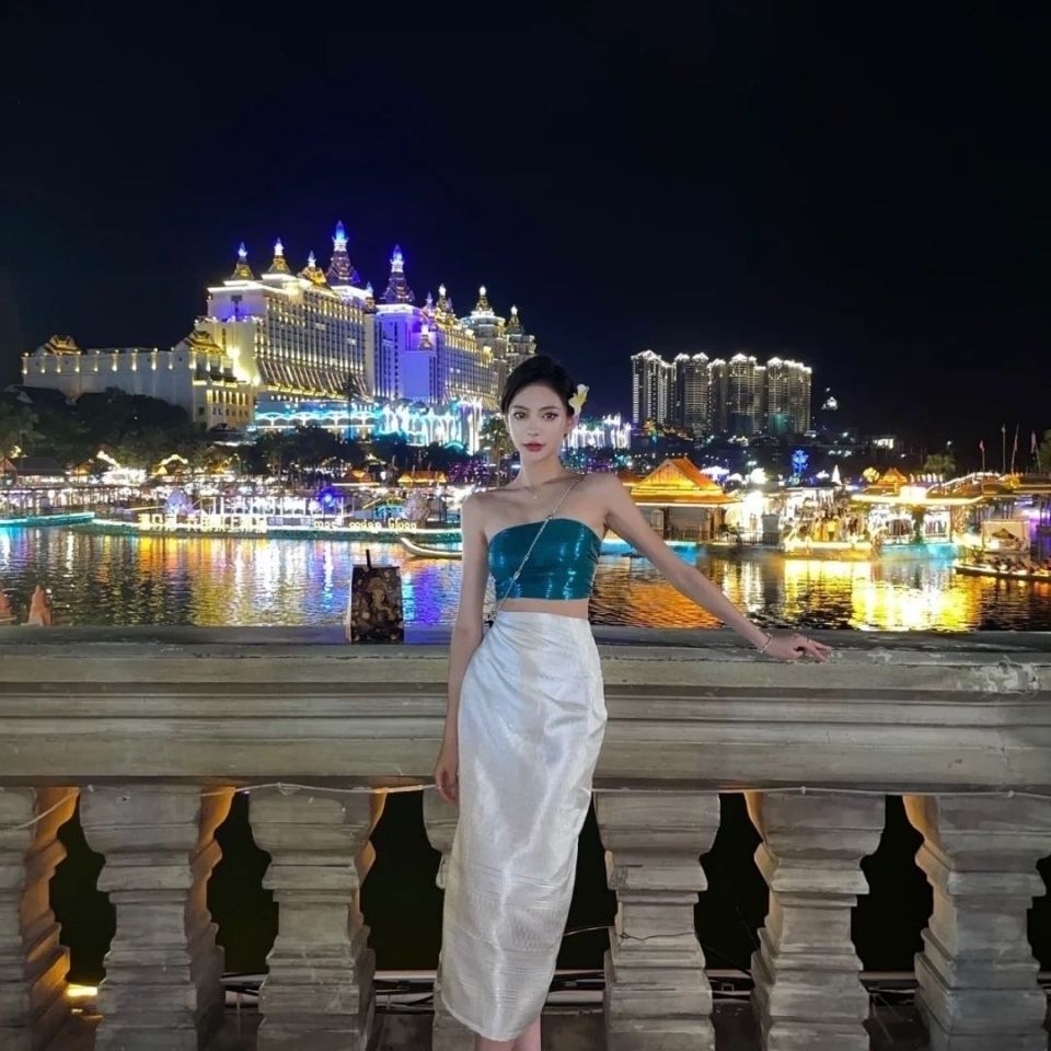 Тайский национальный наряд, эт – обзор и цена Batik Sarong Wrap